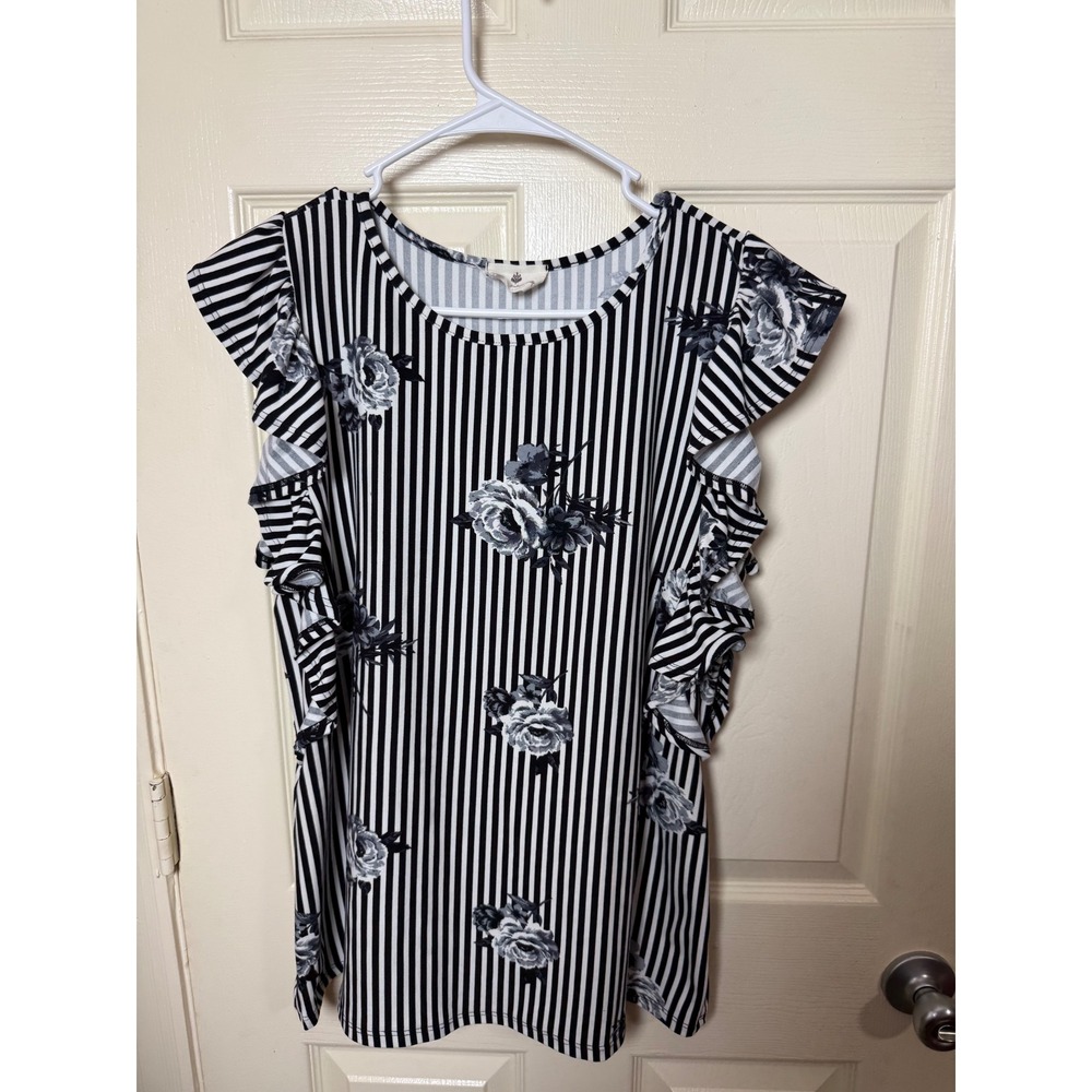Bella's Boutique‎ Shop Floral Striped Ruffle Sleeve Top Black White Large